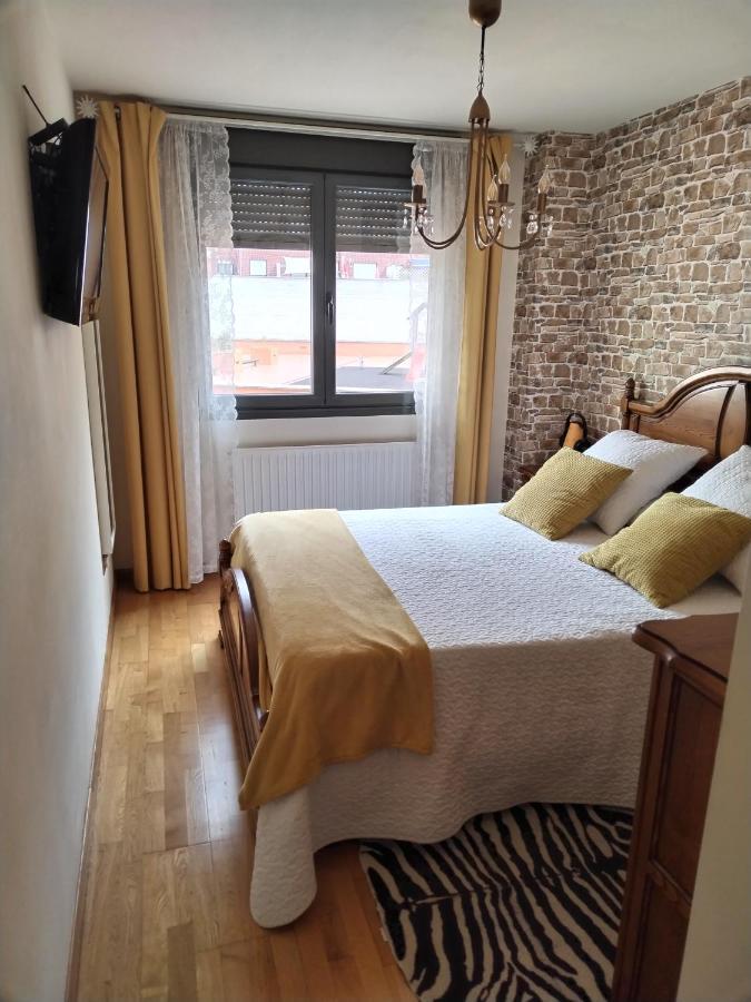 Apartamentos Cuesta Vut5722As Oviedo Exteriör bild